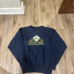 Vintage Notre Dame Sweater embroidered Large